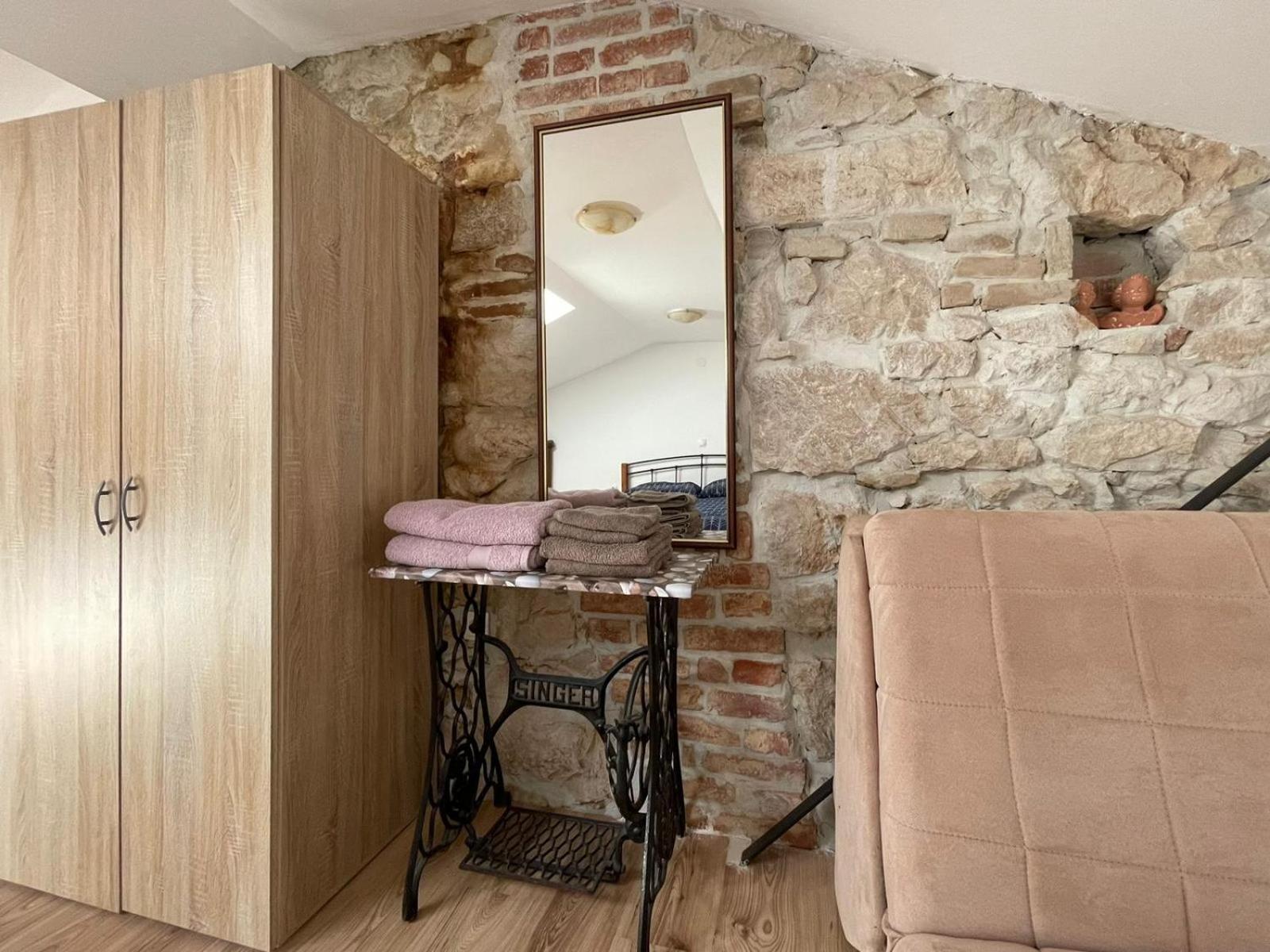 Apartmani Mauro Sa Terasom Crikvenica Dış mekan fotoğraf