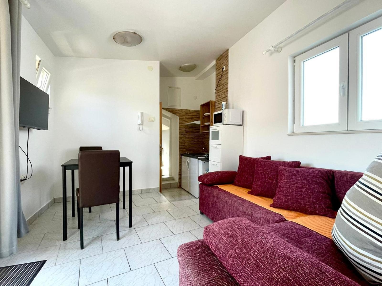 Apartmani Mauro Sa Terasom Crikvenica Dış mekan fotoğraf